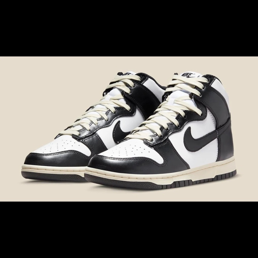 Nike Vintage Black High Dunk Size 8.5